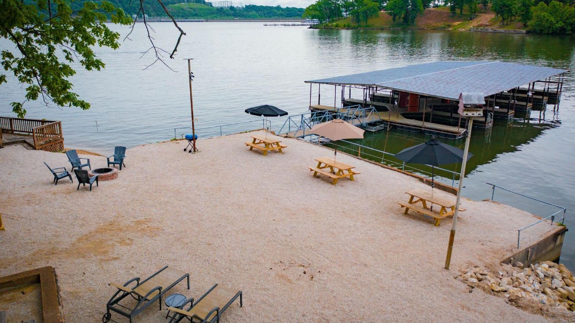 Vacation Beach Home Lake Ozark Bagian luar foto